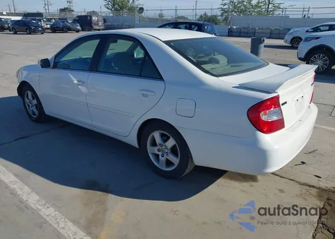 2003 Toyota Camry Se V6 z USA, uszkodzony, nr VIN 4T1BF32K03U041387